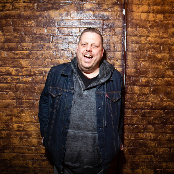 Derek Humphrey Headshot