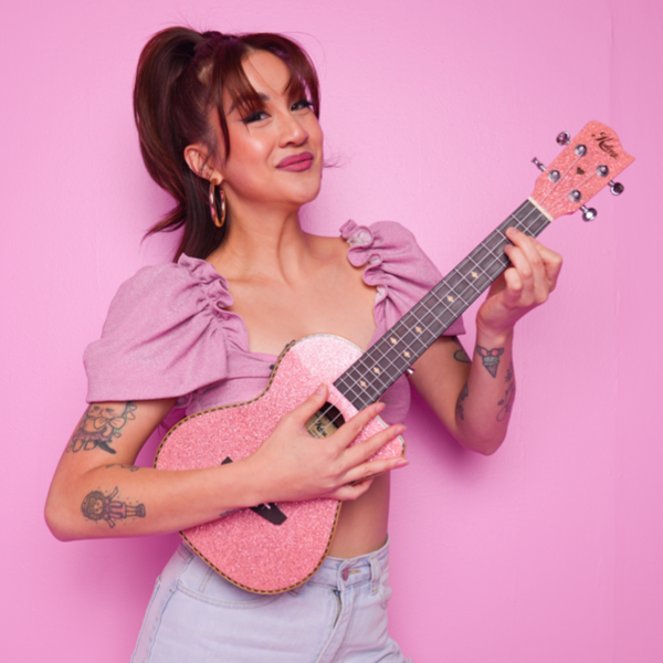 ​Chrissa Sparkles Headshot