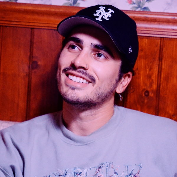 Max Manticof Headshot