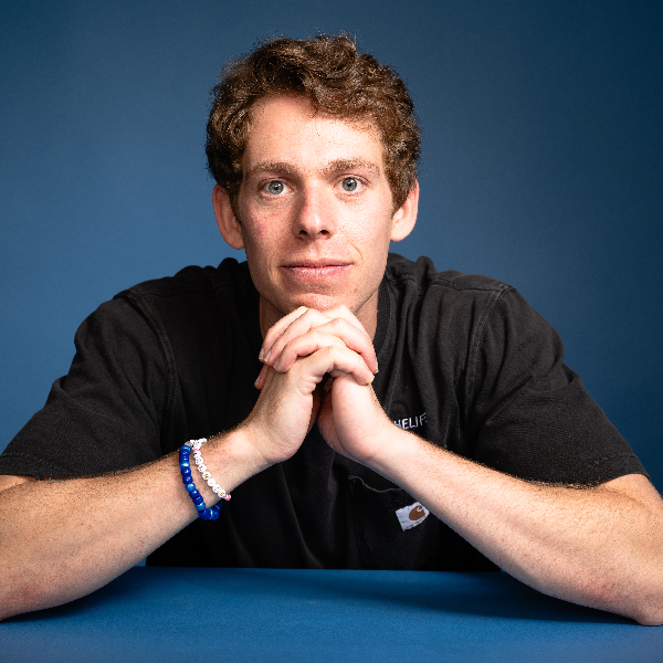 Lucas Zelnick Headshot