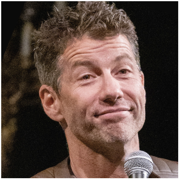Aaron Foster Headshot