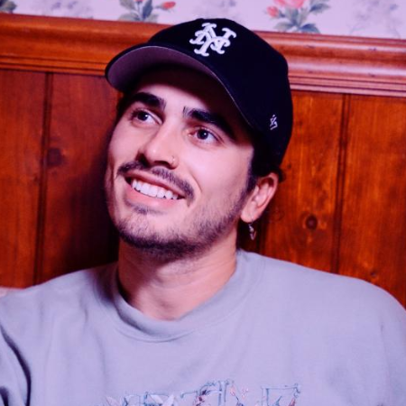 Max Manticof Headshot