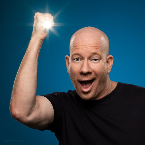 Darren Carter Headshot