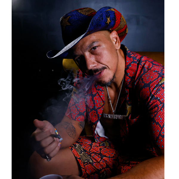 Luis J. Gomez Headshot
