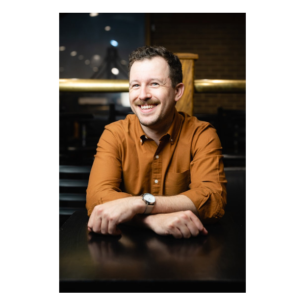 Stuart Thompson Headshot