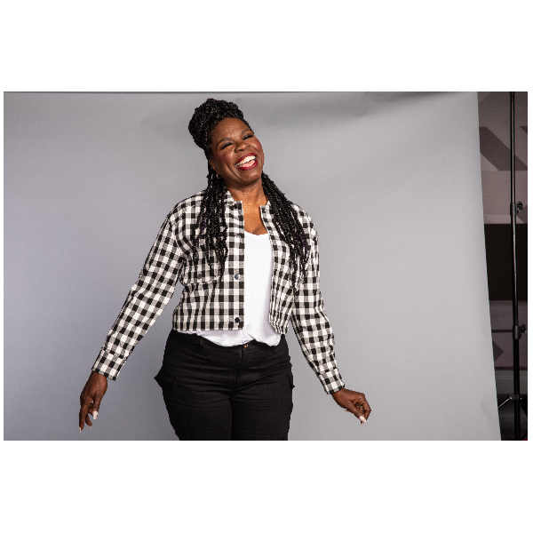 Leslie Jones Headshot