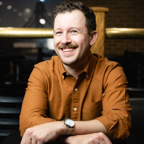 Stuart Thompson Headshot