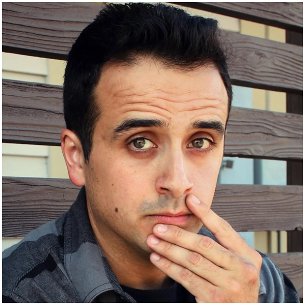 Nick Aragon Headshot
