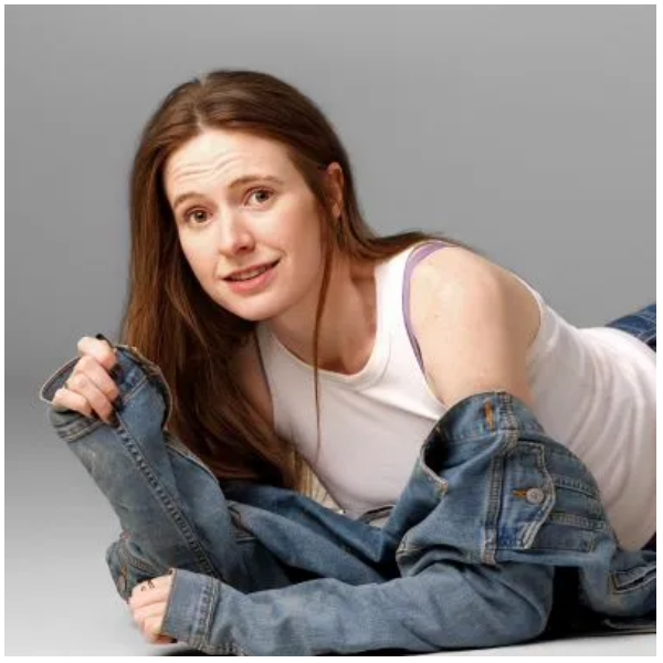 Maddy Smith Headshot