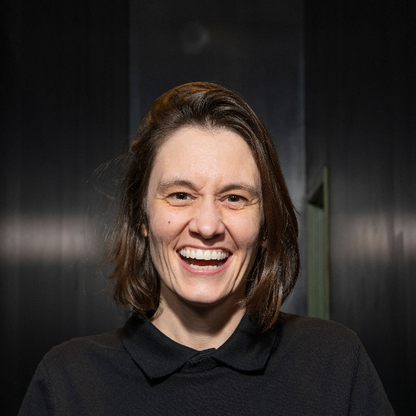 Heather Shaw Headshot