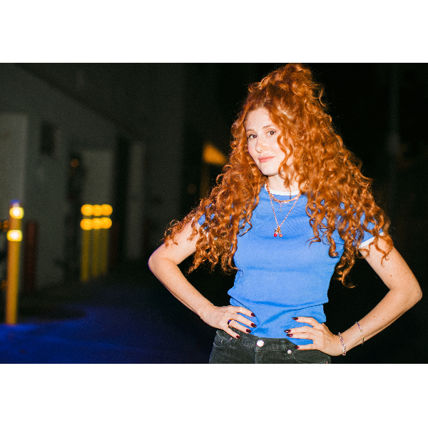 Tori Piskin Headshot