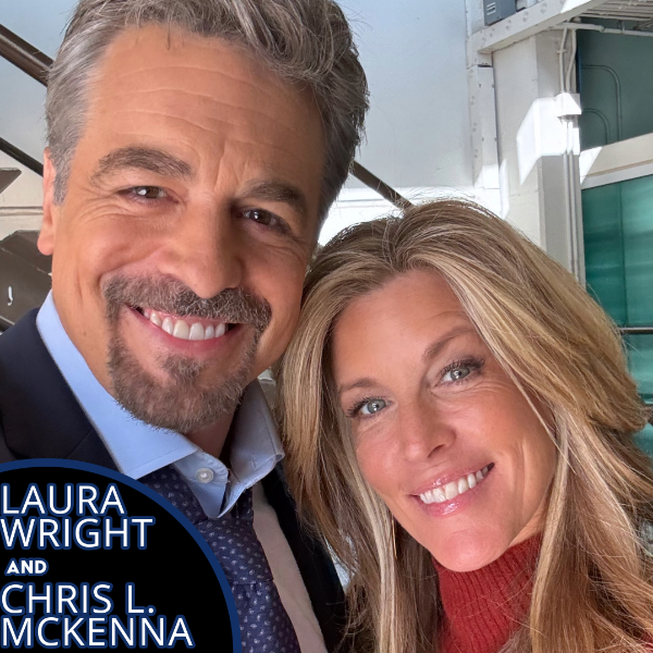 LAURA WRIGHT  Headshot