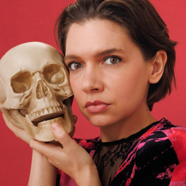 KATIE HANNIGAN: HALLOWEEN COMEDY BASH Headshot