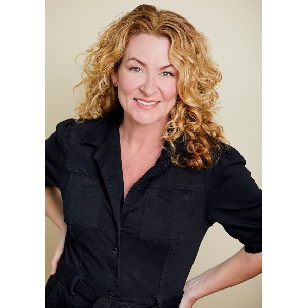 SARAH COLONNA  Headshot