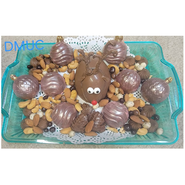 DINDA MOE'S UNIQUE CHOCOLATE PRESENTS Headshot