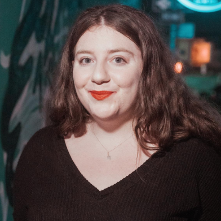 Maddie Wiener Headshot