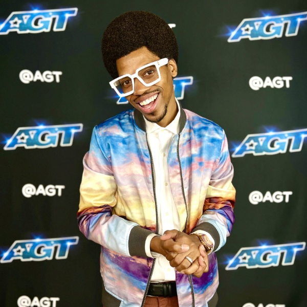 Mike E. Winfield Headshot