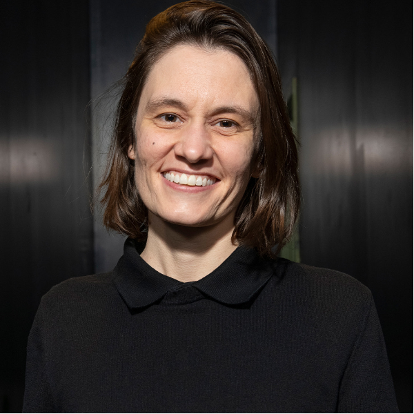 Heather Shaw Headshot