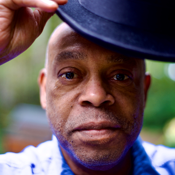Michael Winslow Headshot