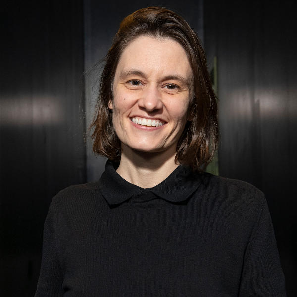 Heather Shaw Headshot