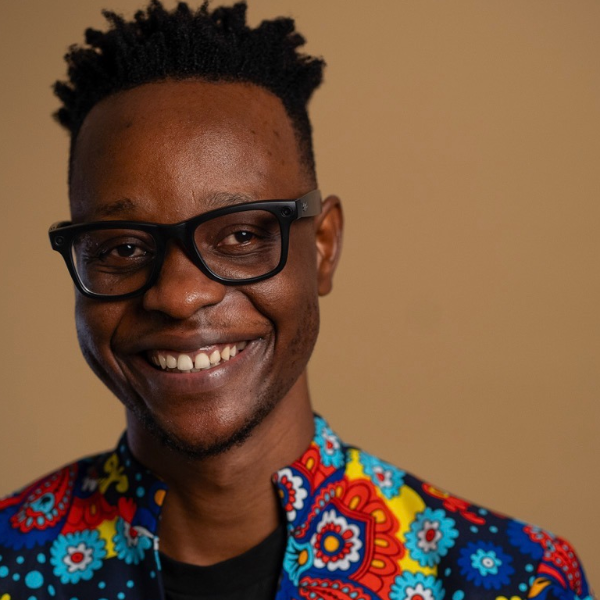 Learnmore Jonasi Headshot