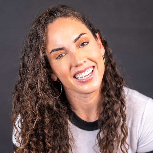 Caitlin Peluffo  Headshot