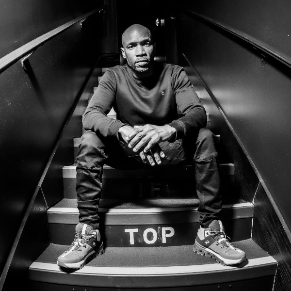 Ian Edwards Headshot