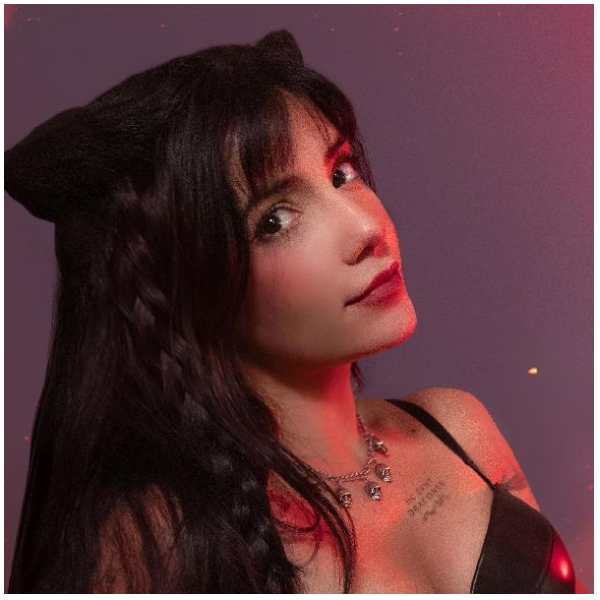 Saaniya Abbas Headshot