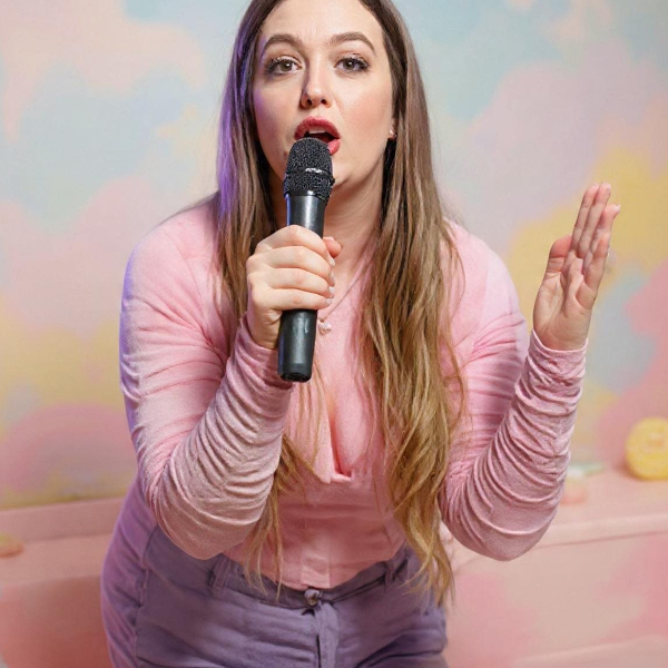 AMANDA XAVIER Headshot