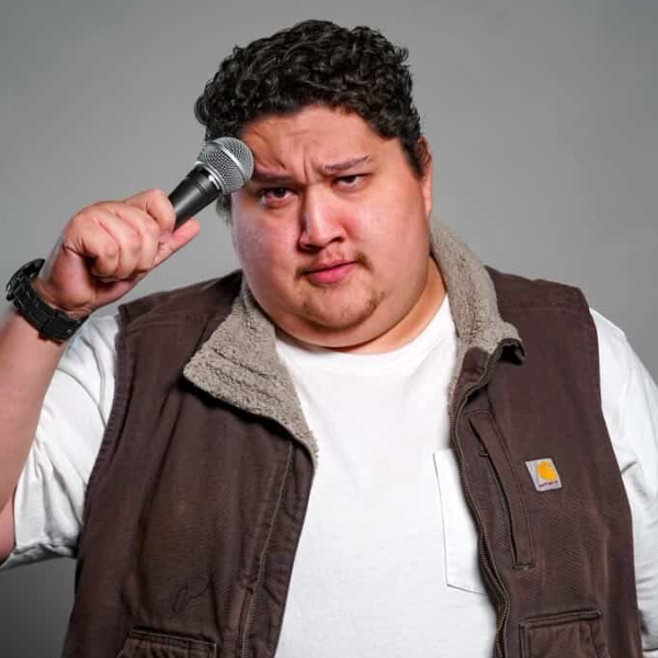 JAVI BAILON Headshot