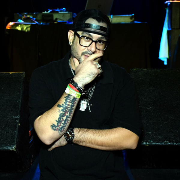 Ricky Ramos Headshot