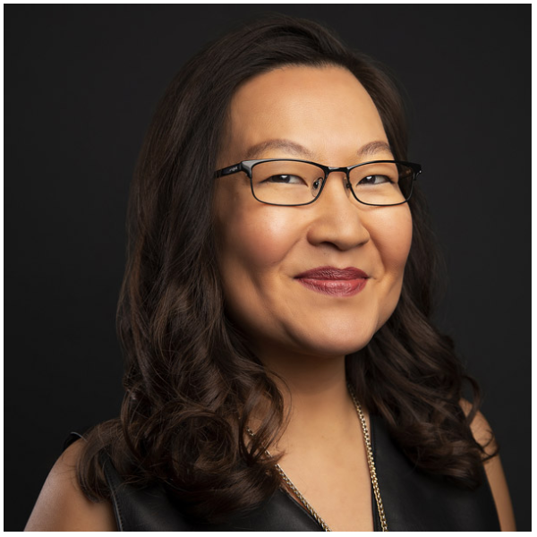 Helen Hong Headshot