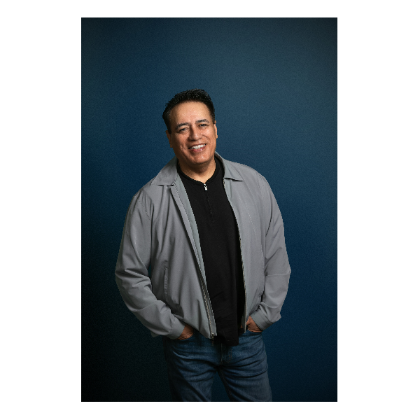 Willie Barcena Headshot