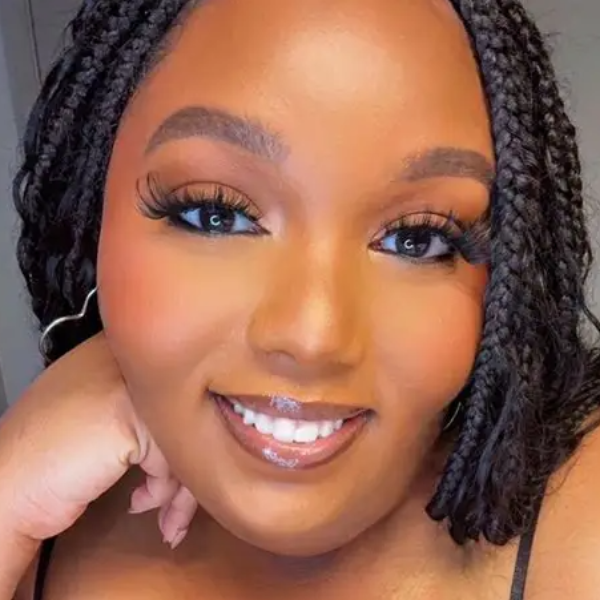 Phylicia Dshea Headshot