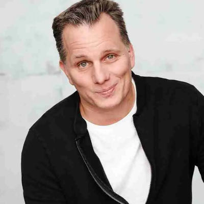 Adam Hunter Headshot