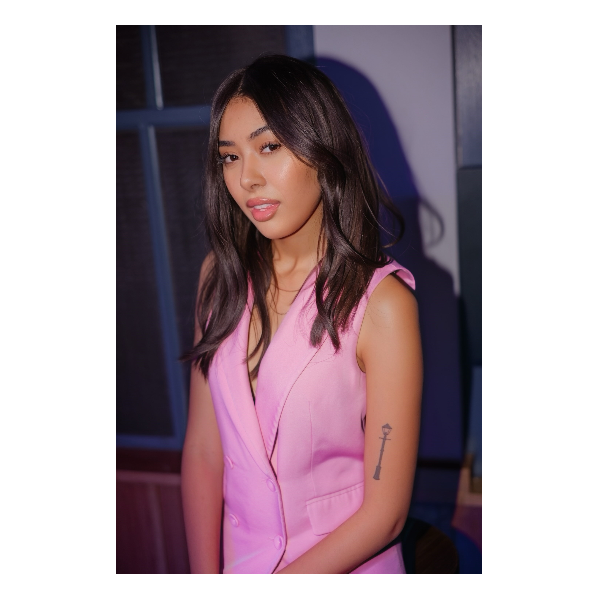 Sienna Hubert-Ross Headshot