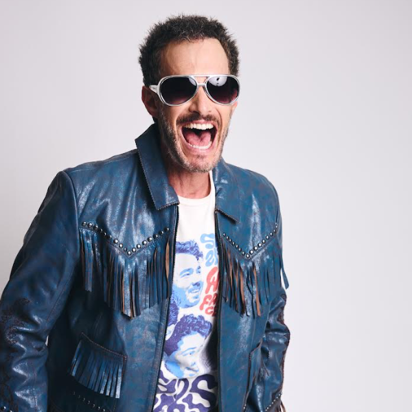 Josh Wolf: Touring Hard Headshot