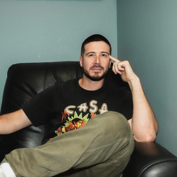 Vinny Guadagnino Headshot