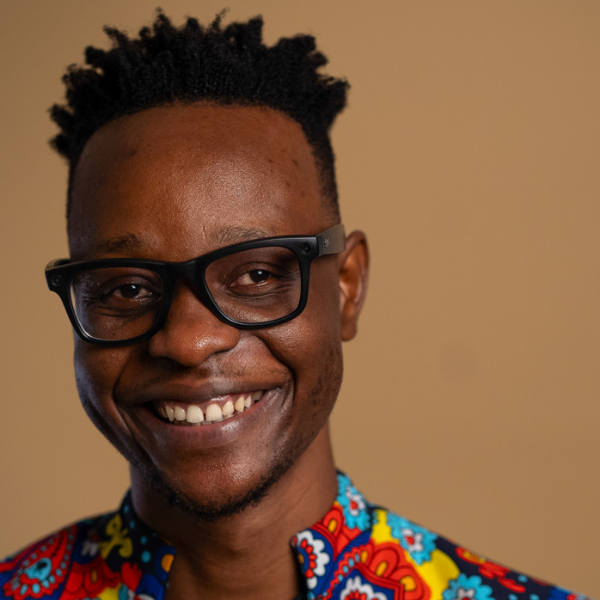Learnmore Jonasi Headshot