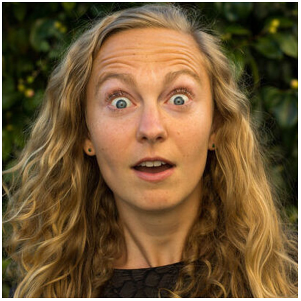 Sarah Guth Headshot