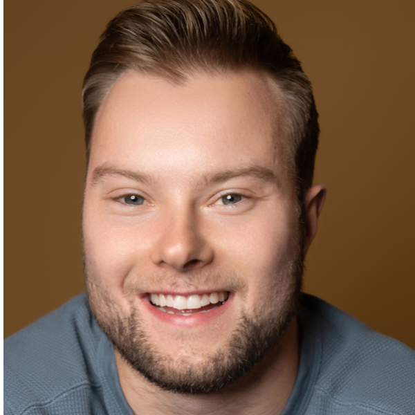 Sam Bondhus Headshot