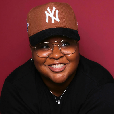 Tee Sanders Headshot