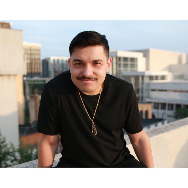 Shawn Vasquez Headshot