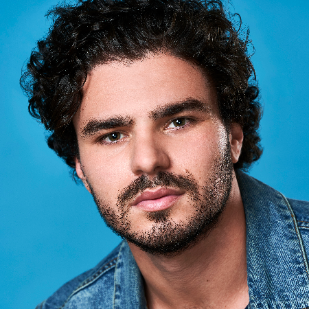 Amos Gill Headshot