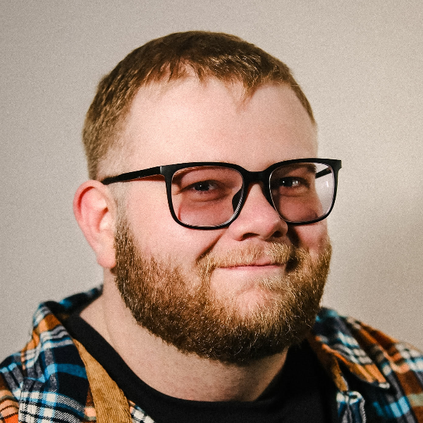 Cam Honeyager Headshot