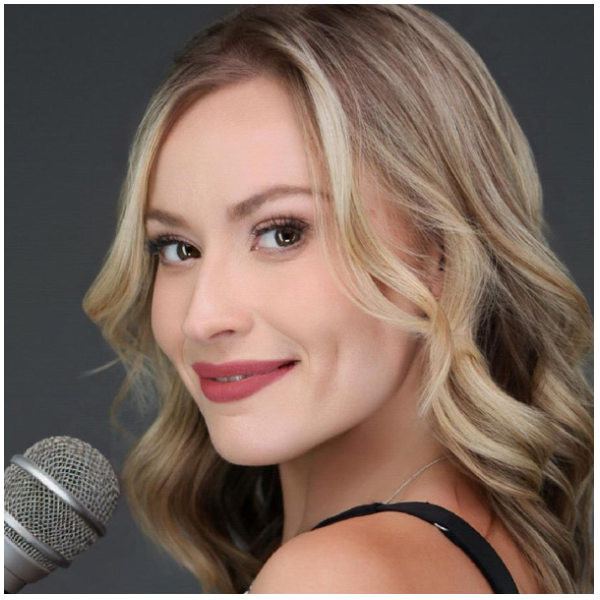 Amber Joy Layne Headshot