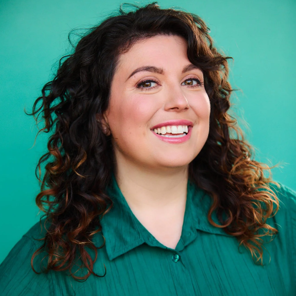 Jenny Zigrino Headshot