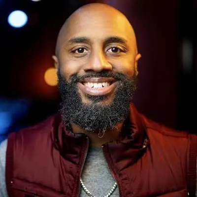 Charles McBee Headshot