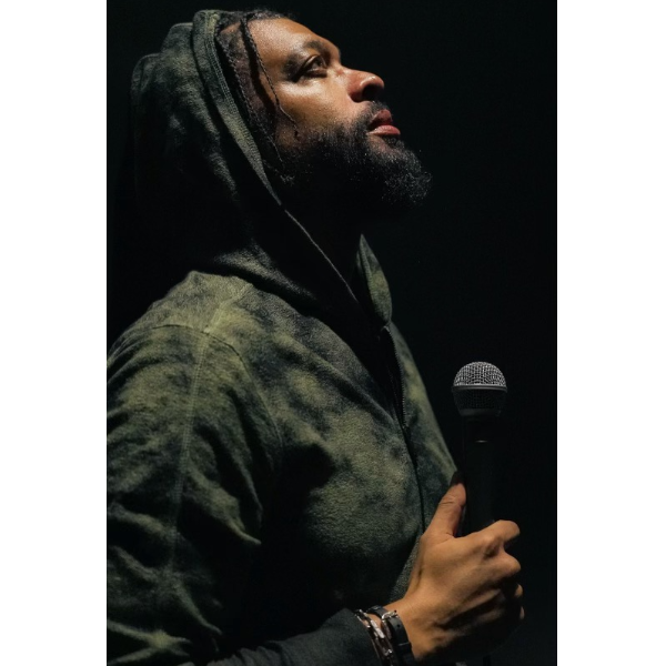 Deray Davis Headshot