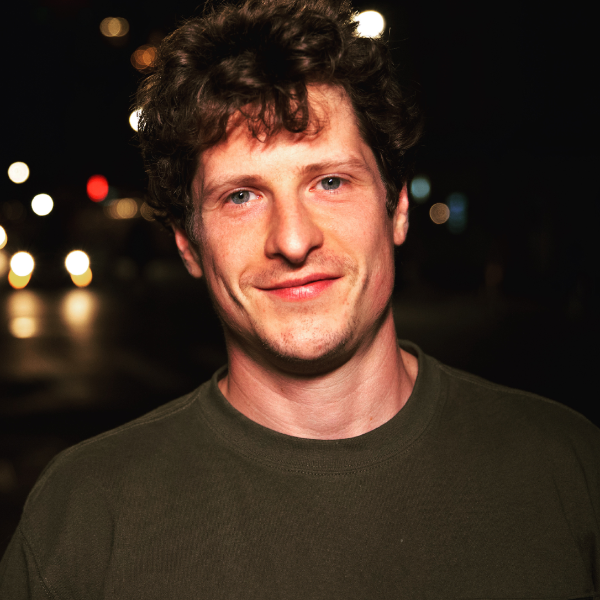 Michael Rowland Headshot